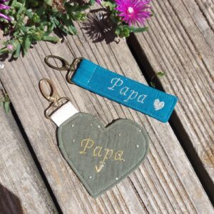 Porte-clef brodé fête des pères